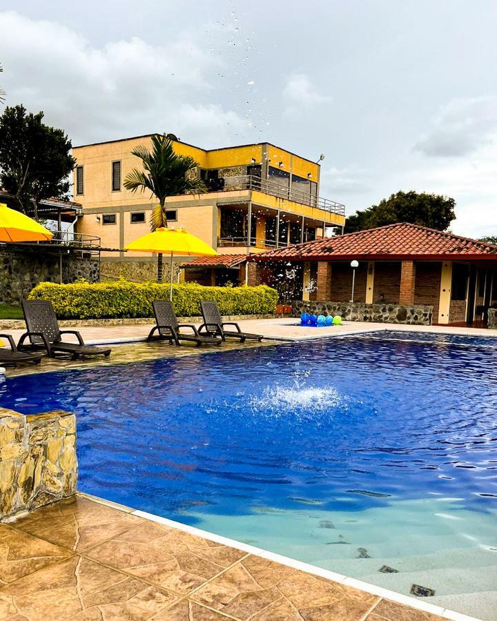 Hotel Campestre Los Mangos 金巴亚 外观 照片