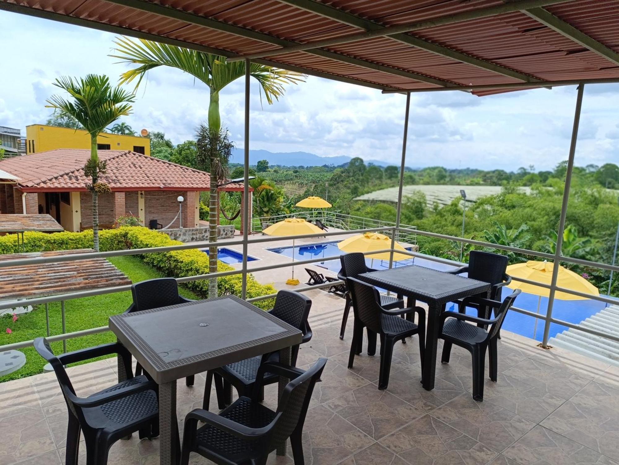 Hotel Campestre Los Mangos 金巴亚 外观 照片