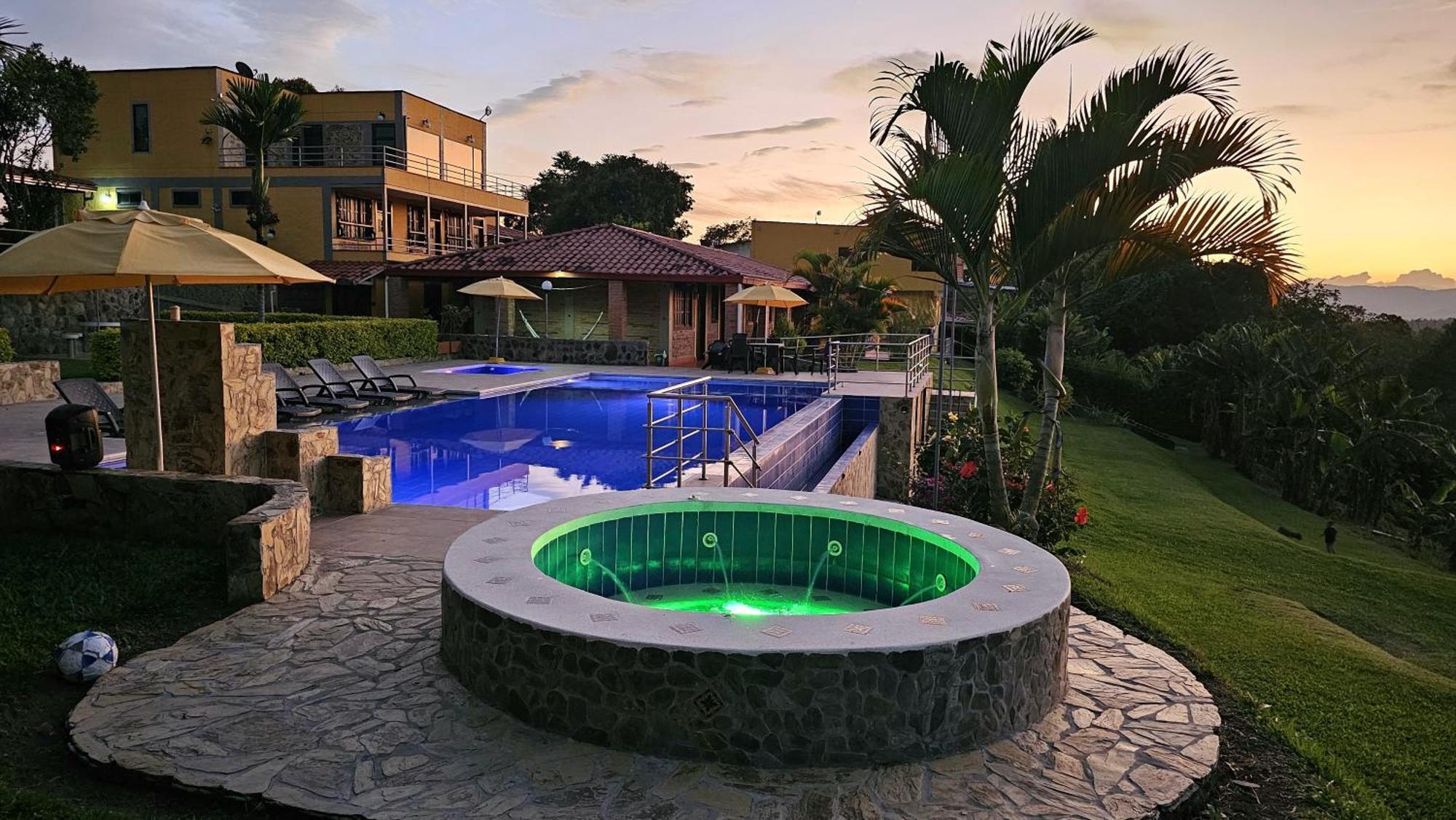 Hotel Campestre Los Mangos 金巴亚 外观 照片