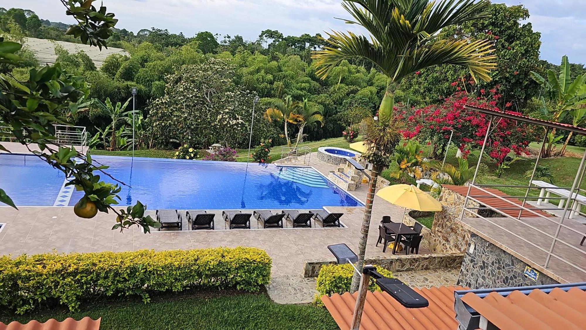 Hotel Campestre Los Mangos 金巴亚 外观 照片